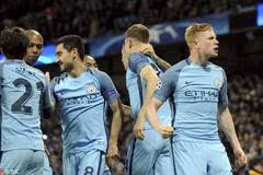 在球场上出 在球场上出